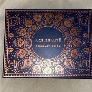 Ace Beaute Scarlet Dusk Eye Shadow